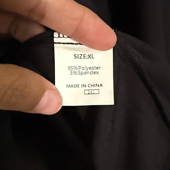 Elegant Black Lace Women's Top - Picture 6 of 6